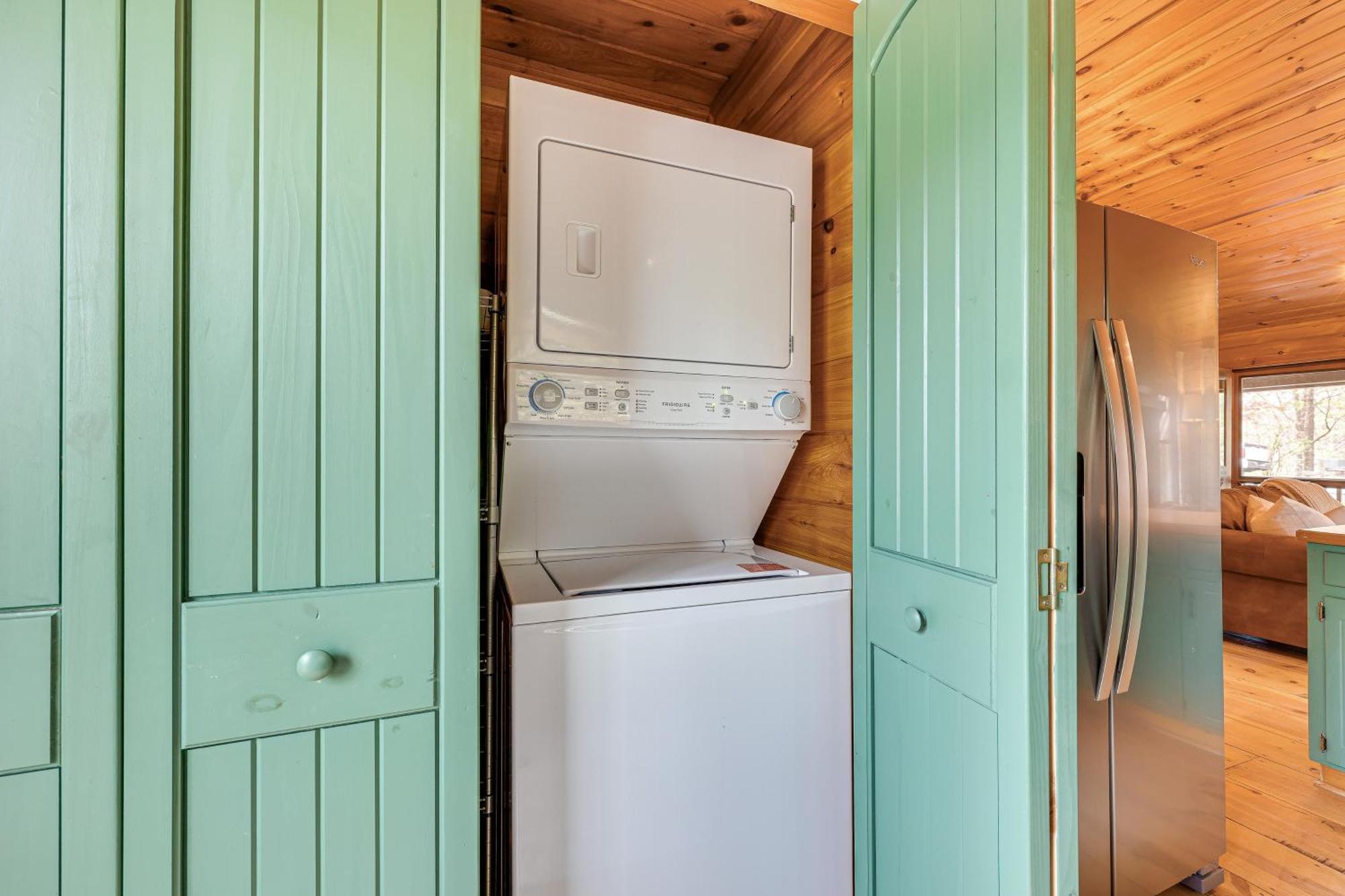 Cozy Cabin In Private Location With Hot Tub And Grill! Blue Ridge Eksteriør bilde