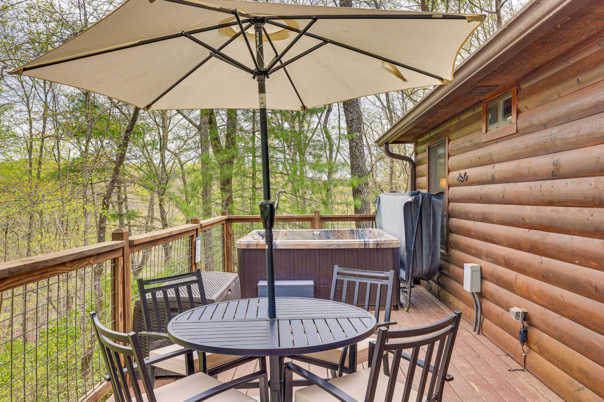 Cozy Cabin In Private Location With Hot Tub And Grill! Blue Ridge Eksteriør bilde
