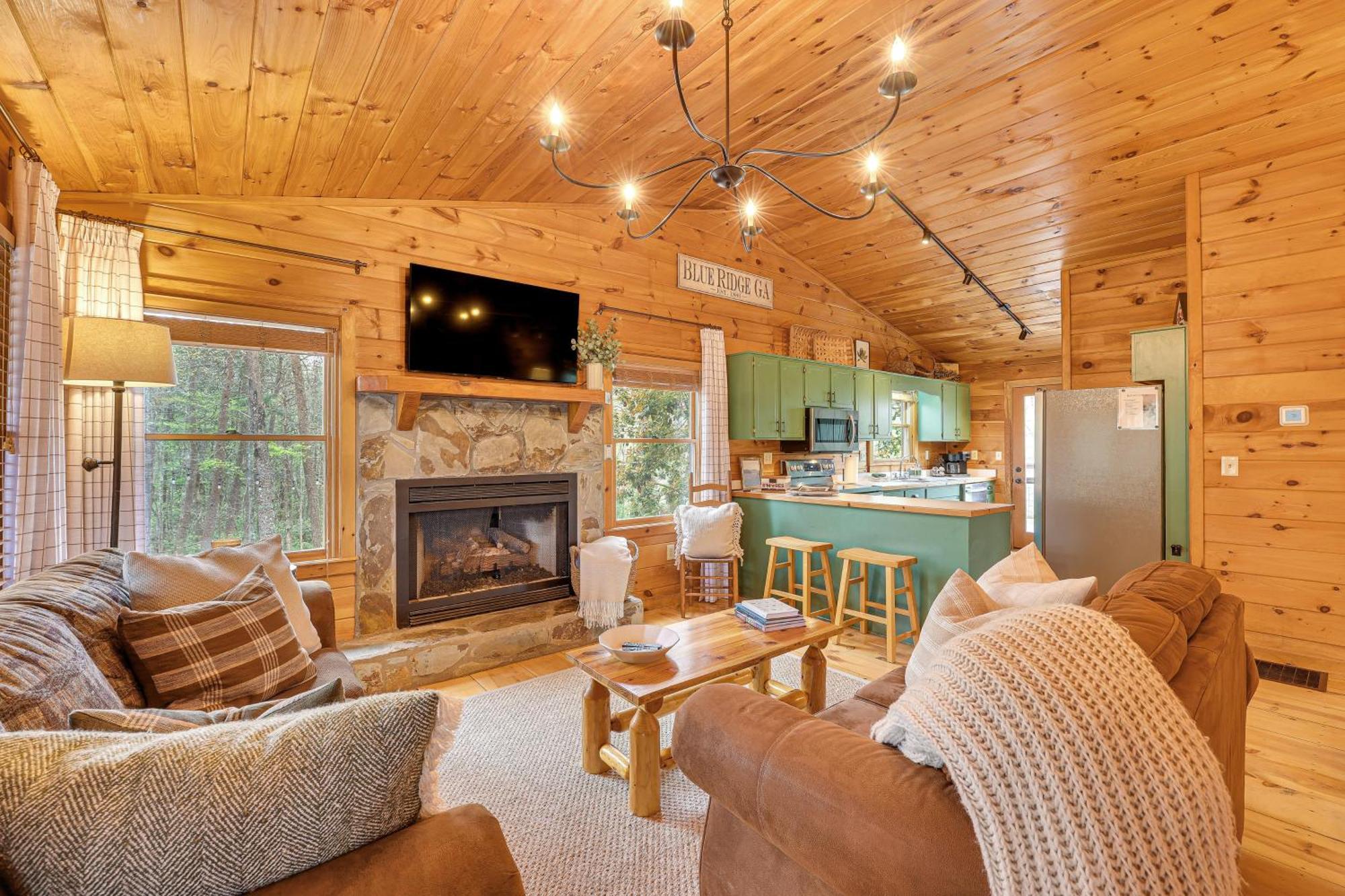 Cozy Cabin In Private Location With Hot Tub And Grill! Blue Ridge Eksteriør bilde
