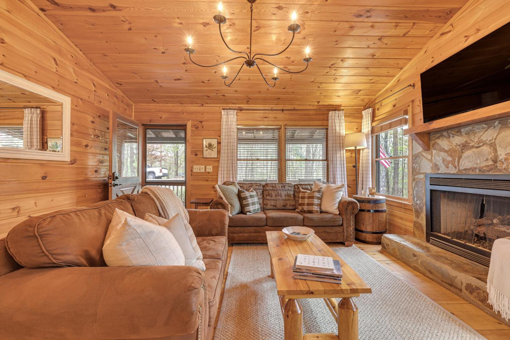 Cozy Cabin In Private Location With Hot Tub And Grill! Blue Ridge Eksteriør bilde